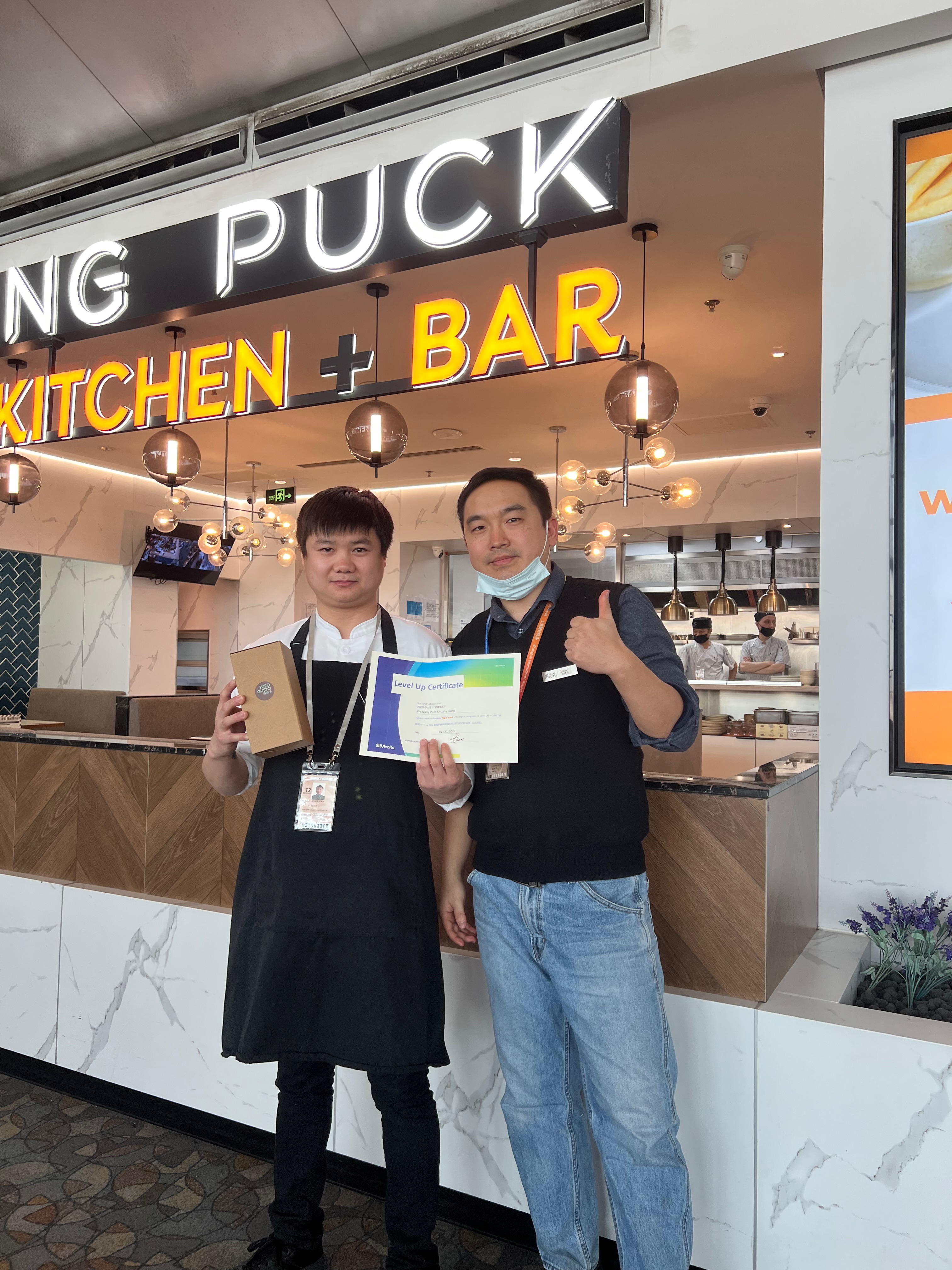 学びを評価する文化。研修・育成にも力を入れています。