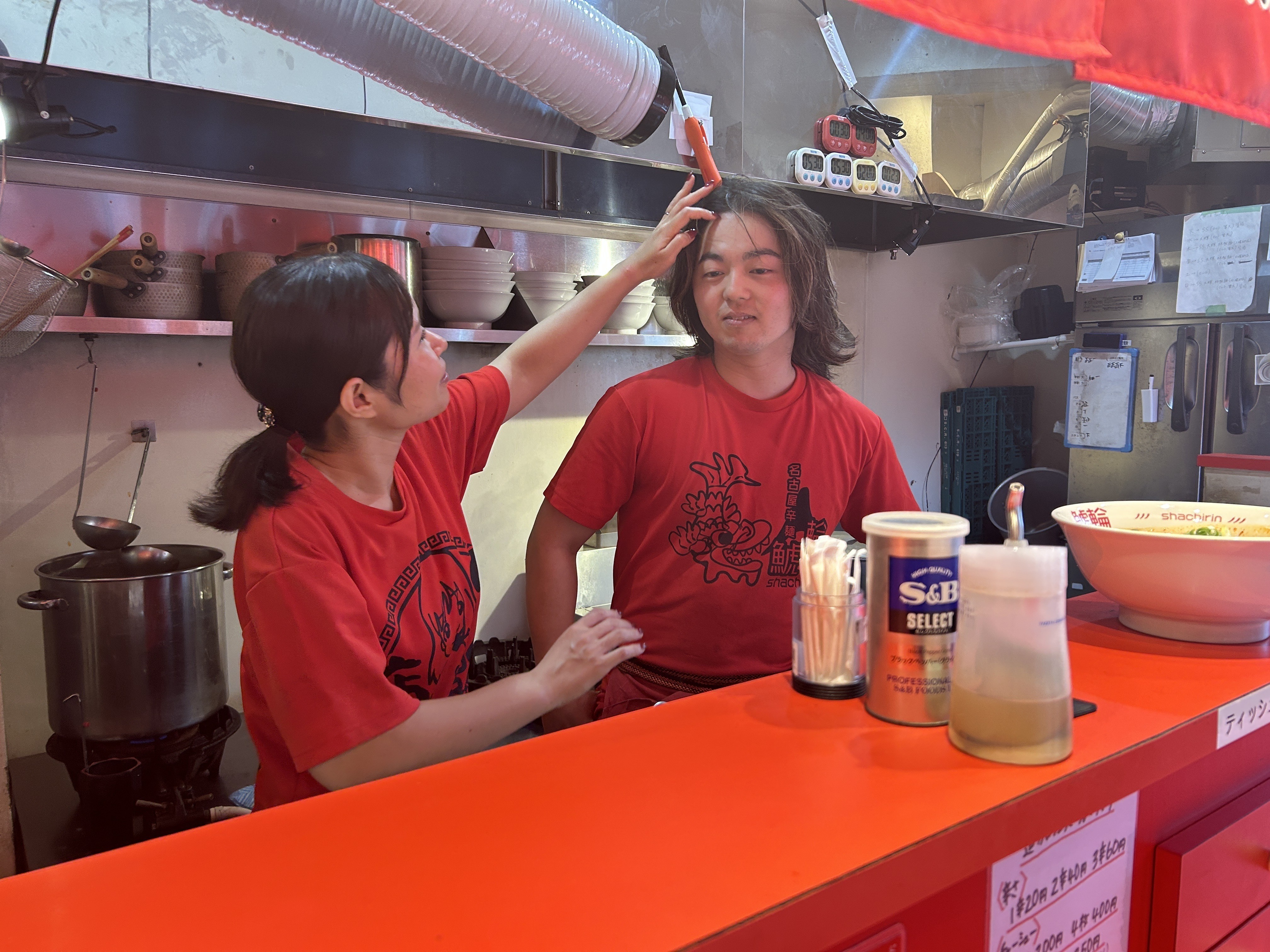 新店・海外・EC展開中。ラーメンを作るだけで終わらない、広がりのあるキャリアが魅力です。