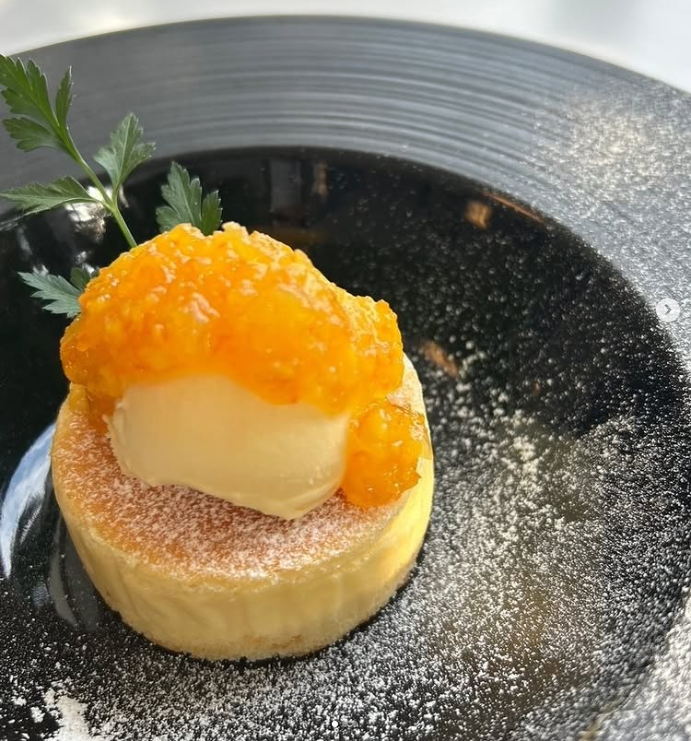 月給28万円+賞与実績70万~80万円。頑張りが収入に返る環境です