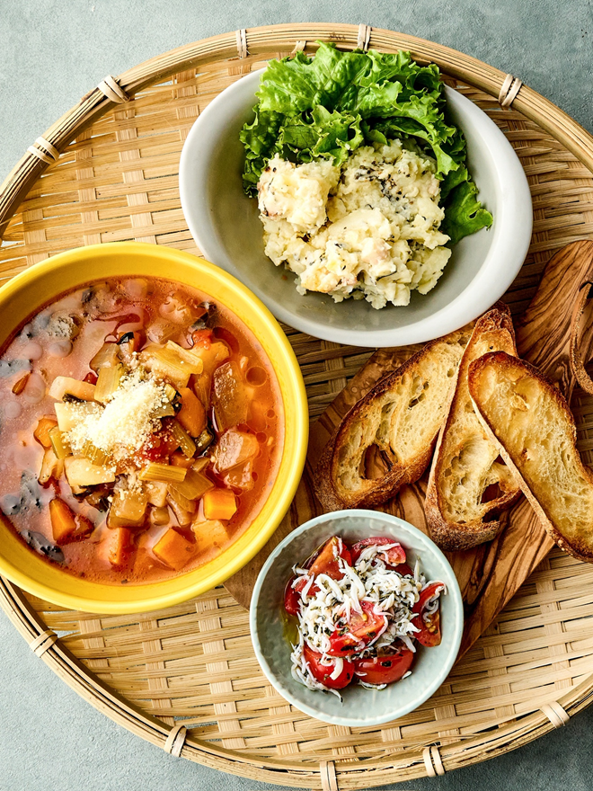 彩り豊かなカフェダイナーメニューと豊富なデザートを手がけませんか?