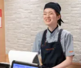 飲食経験は不問。飲食経験を活かして、店長へのステップアップが可能です。