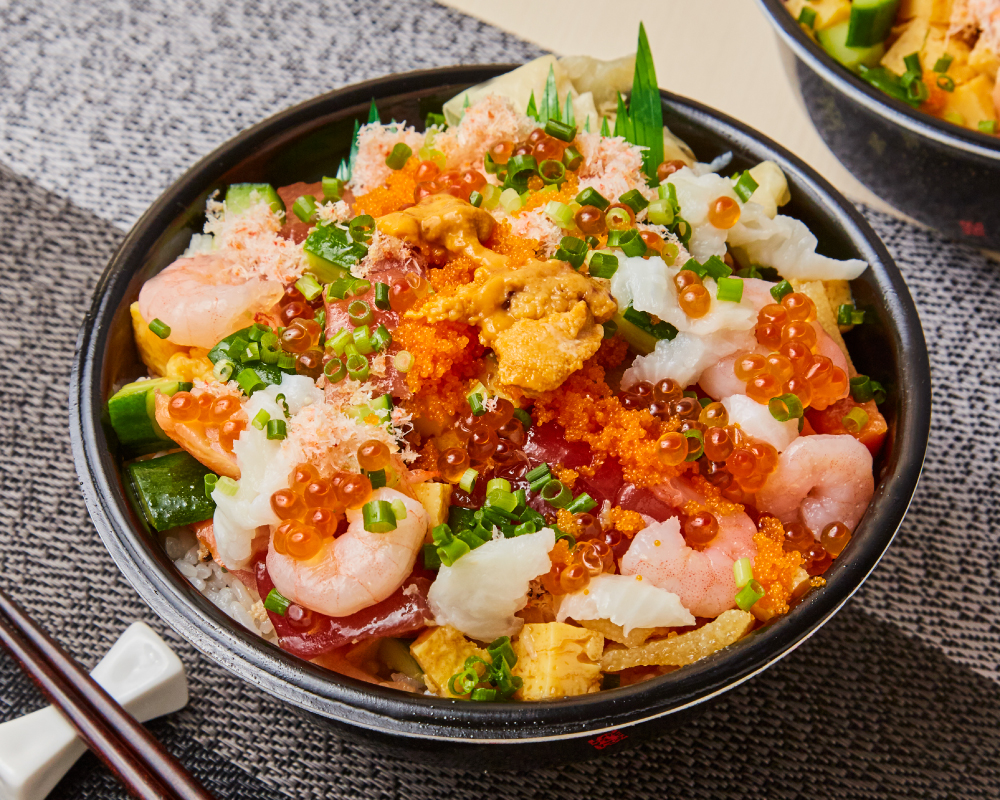 テイクアウト中心!海鮮丼を気軽に楽しめる新店舗