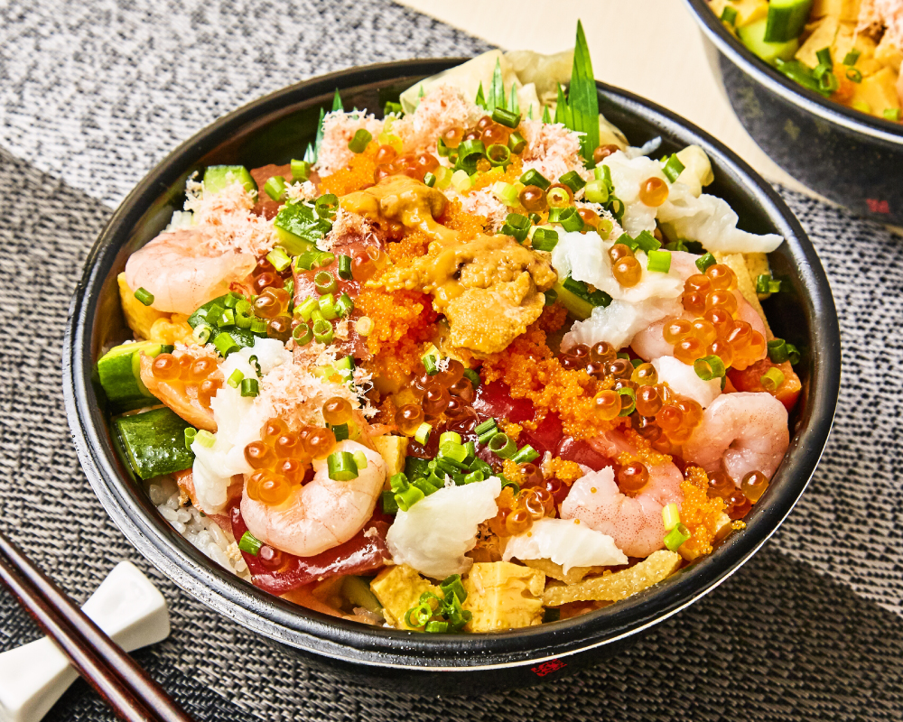 テイクアウト中心!海鮮丼を気軽に楽しめる新店舗