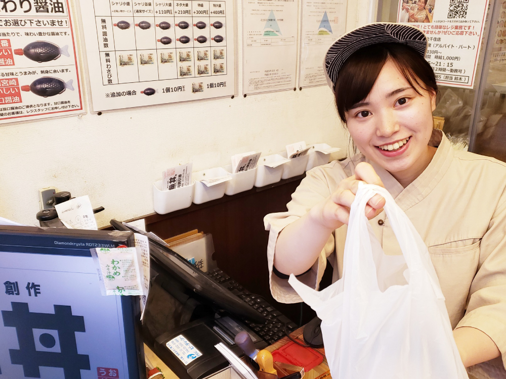 接客・販売から店舗運営まで幅広くチャレンジ!