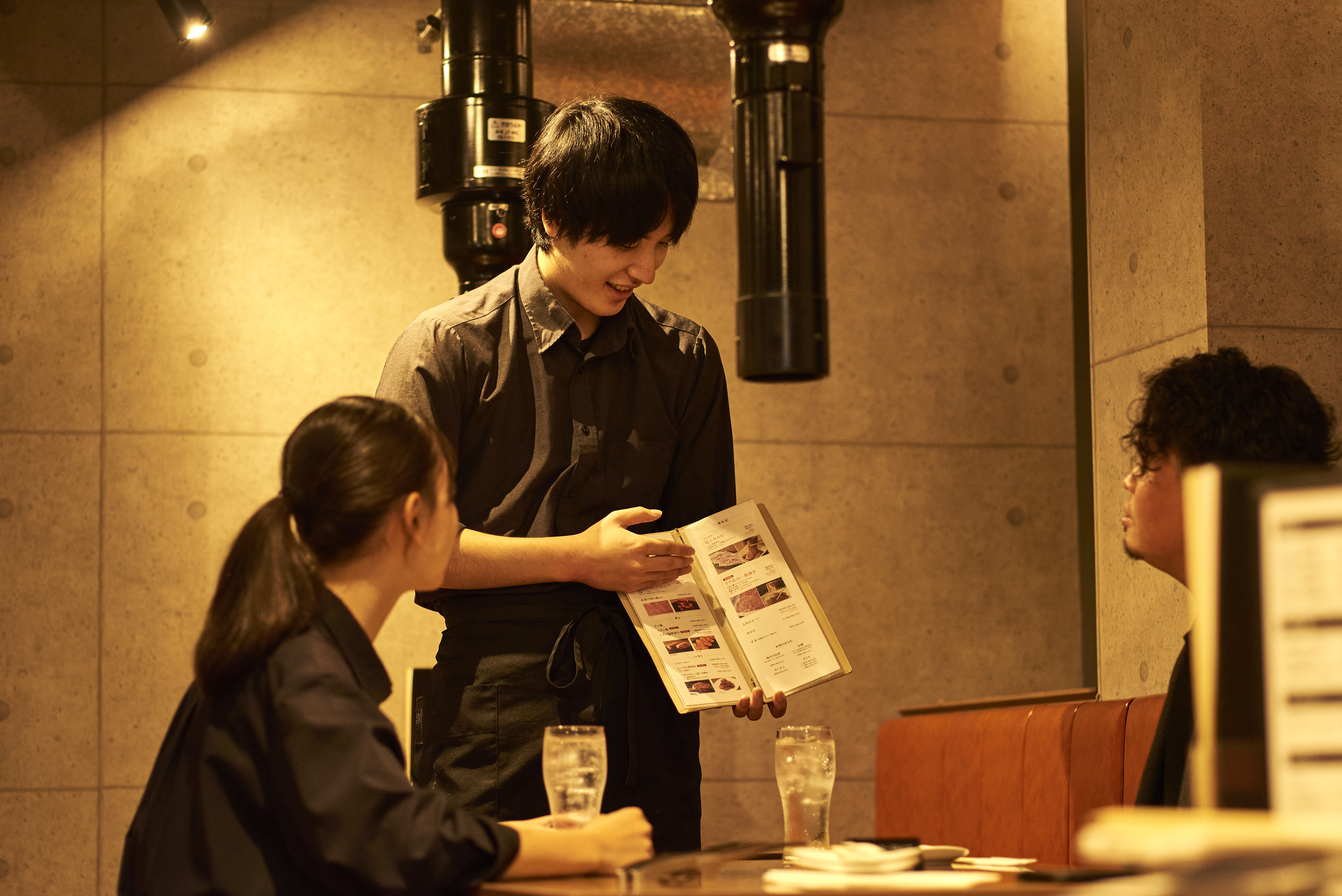 手間を惜しまない手作りへのこだわりが、お客様の信頼に繋がっています。