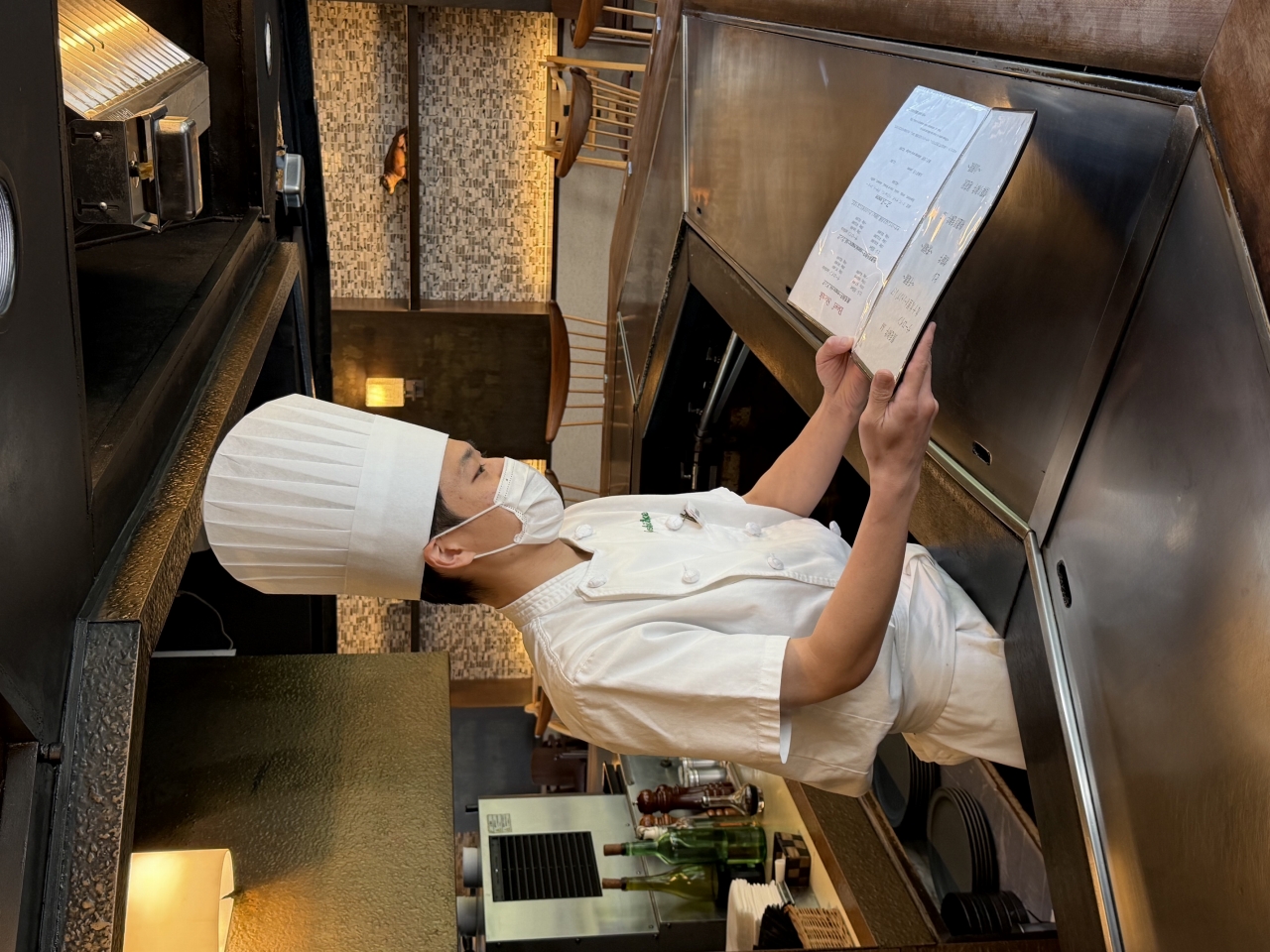 箱根湯本の自然に佇む『ステーキハウス 吉池』にて鉄板焼き調理スタッフを募集。